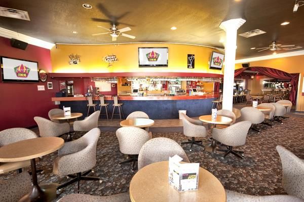 Flamingo Inn (Whitecourt)